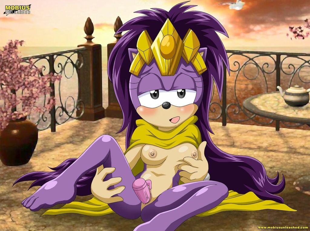 bbmbbf dildo horny mobius_unleashed palcomix queen_aleena sega solo sonic_(series) sonic_the_hedgehog_(series) sonic_underground tagme