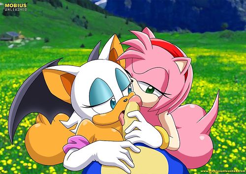 1boy 2_girls 2girls amy_rose ass bbmbbf double_fellatio fellatio licking_penis male/female mobius_unleashed multiple_girls oral outside palcomix penis_lick pov rouge_the_bat sega sonic sonic_(series) sonic_the_hedgehog sonic_the_hedgehog_(series)