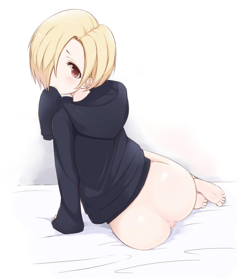 anus ass barefoot bed blonde_hair blush bottomless covering_mouth earrings feet female from_behind gradient gradient_background hair hair_over_one_eye hood hoodie idolmaster idolmaster_cinderella_girls jewelry looking_at_viewer looking_back mitsu-kazu mitsukazu_(nijigen_complex) naked_hoodie open_mouth pussy pussy_juice red_eyes shirasaka_koume short_hair sitting sleeves_past_wrists solo