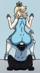 1boy 1girl ass_sniff ass_sniffing blue_background face_in_ass facesitting leaning_against_wall looking_at_ass mario_(series) mario_tennis omarsin princess_rosalina rosalina silver_crown